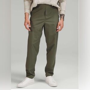 Lululemon New Venture Trouser - Olive Size Small